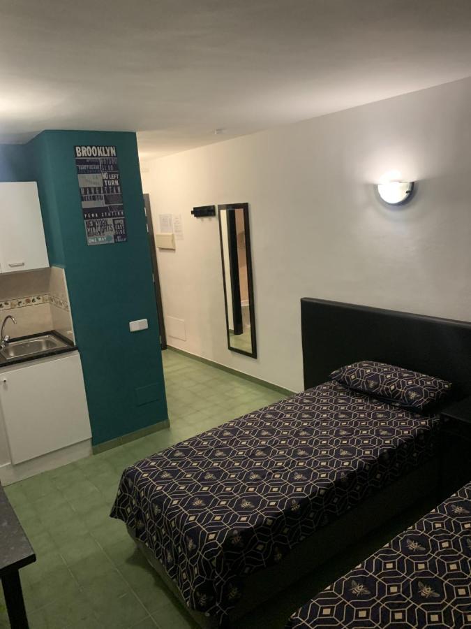 Coconut Apartments - Adults Only ماغالوف المظهر الخارجي الصورة