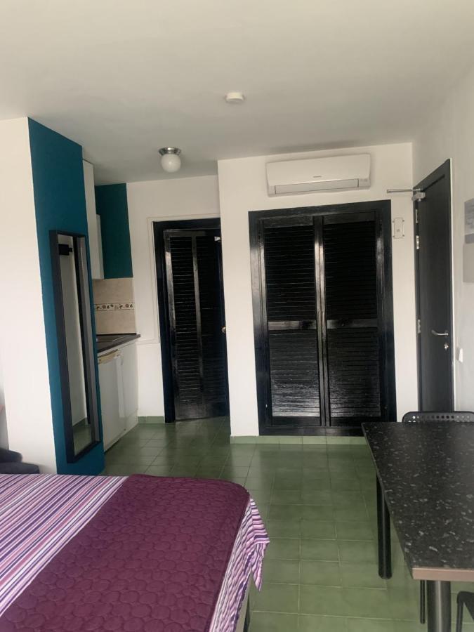 Coconut Apartments - Adults Only ماغالوف المظهر الخارجي الصورة